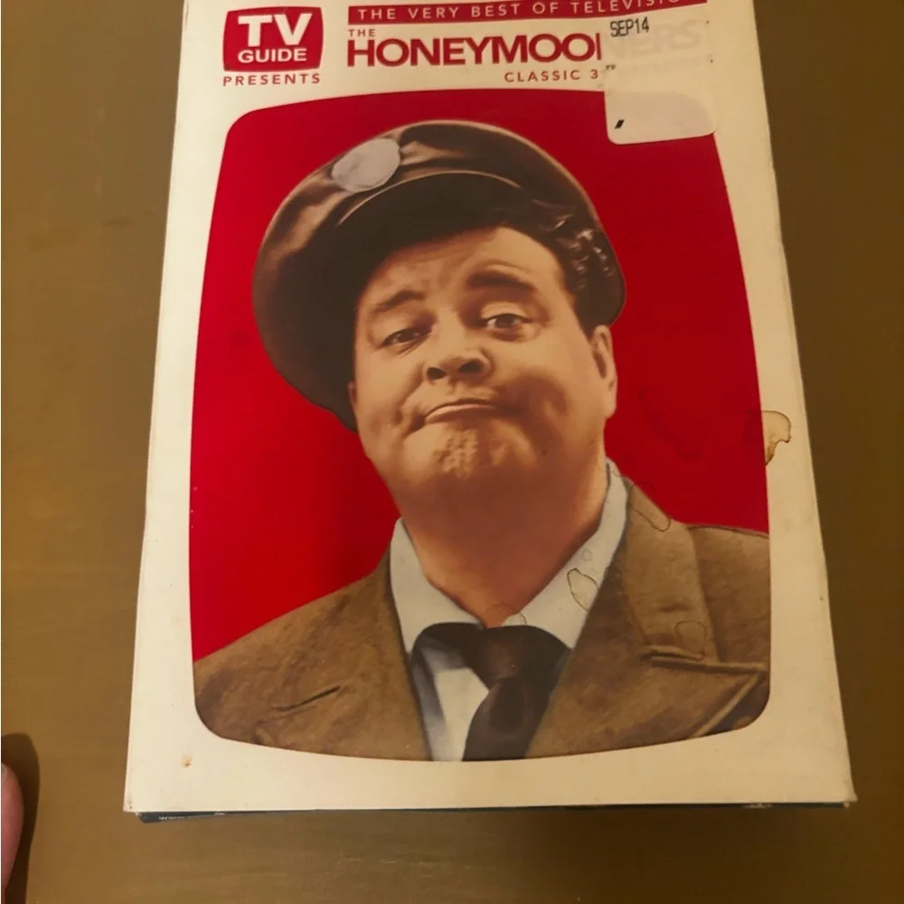 The Honeymooners Classic TV Guide box set